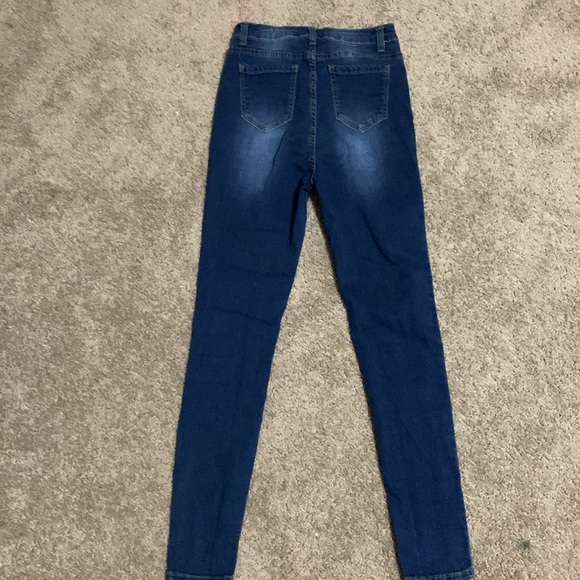 Denim jeans, barely worn main colour blue. - Picture 2 of 2